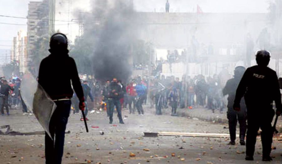 وقفة مع الاحتجاجات الأخيرة في تونس