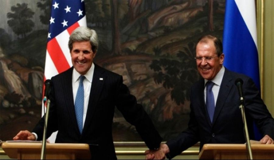 كيري: نأمل في عقد محادثات عسكرية مع روسيا حول سورية