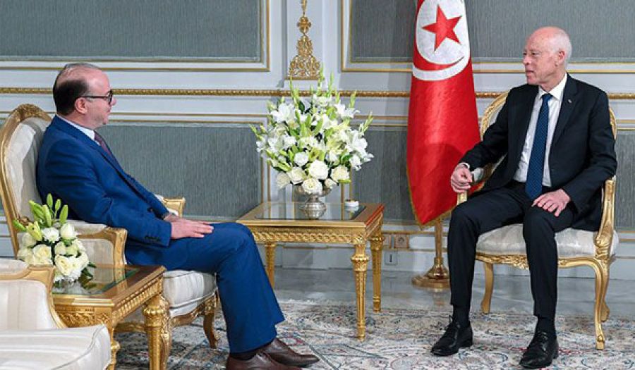 حكم الاستعمار لتونس لا يستحق حكومة رسمية