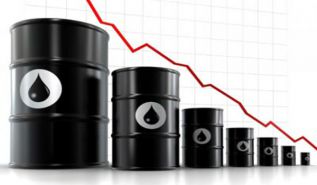 الآثار الاقتصادية لانخفاض أسعار النفط والعقوبات الغربية على روسيا