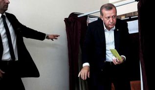 في تراجع واضح لشعبيته نتيجة سياساته  حزب أردوغان يفوز بالانتخابات ويخسر الانفراد بالسلطة..